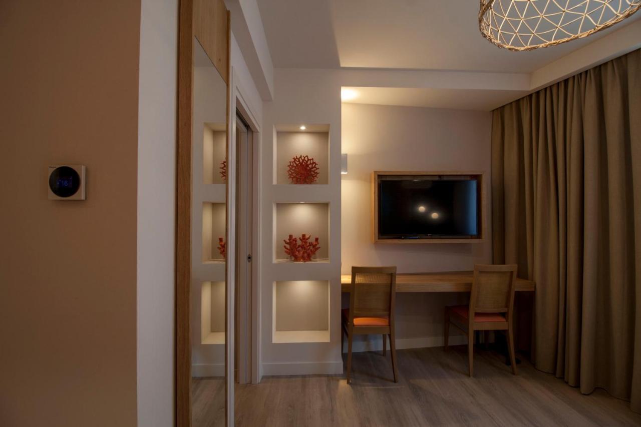 קסטליונה דלה פסקאיה Aqua Boutique Hotel מראה חיצוני תמונה