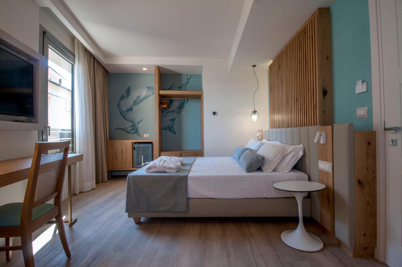 קסטליונה דלה פסקאיה Aqua Boutique Hotel מראה חיצוני תמונה